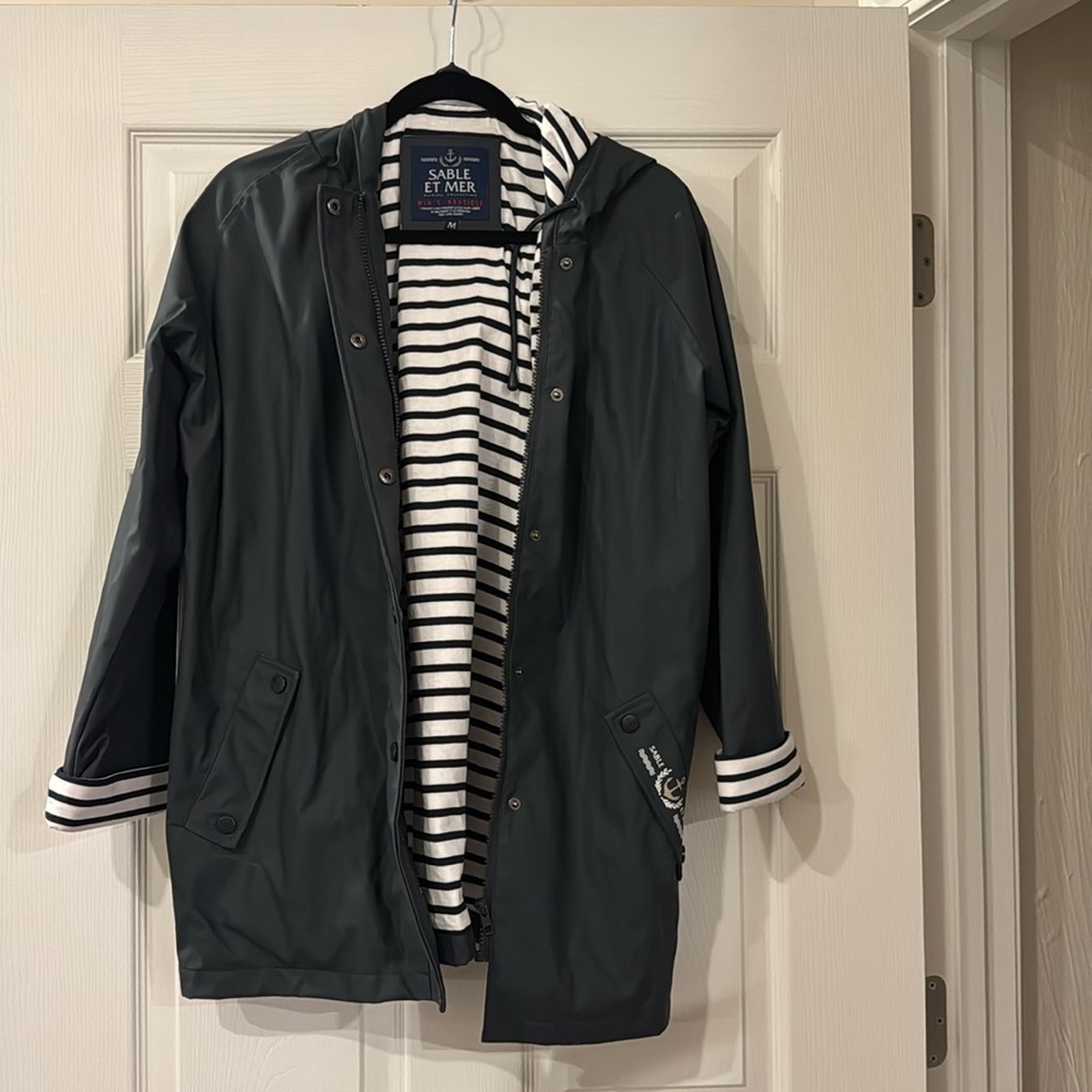 Sable et Mar Rain Jacket Medium